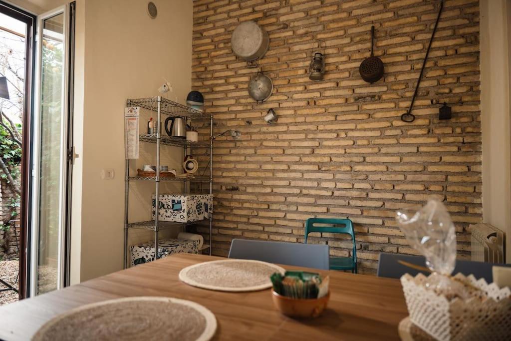 Two-Room Apt. Under The Aqueduct'S Arch In Pigneto Roma Ngoại thất bức ảnh