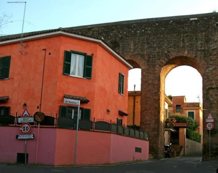 Two-Room Apt. Under The Aqueduct'S Arch In Pigneto Roma Ngoại thất bức ảnh
